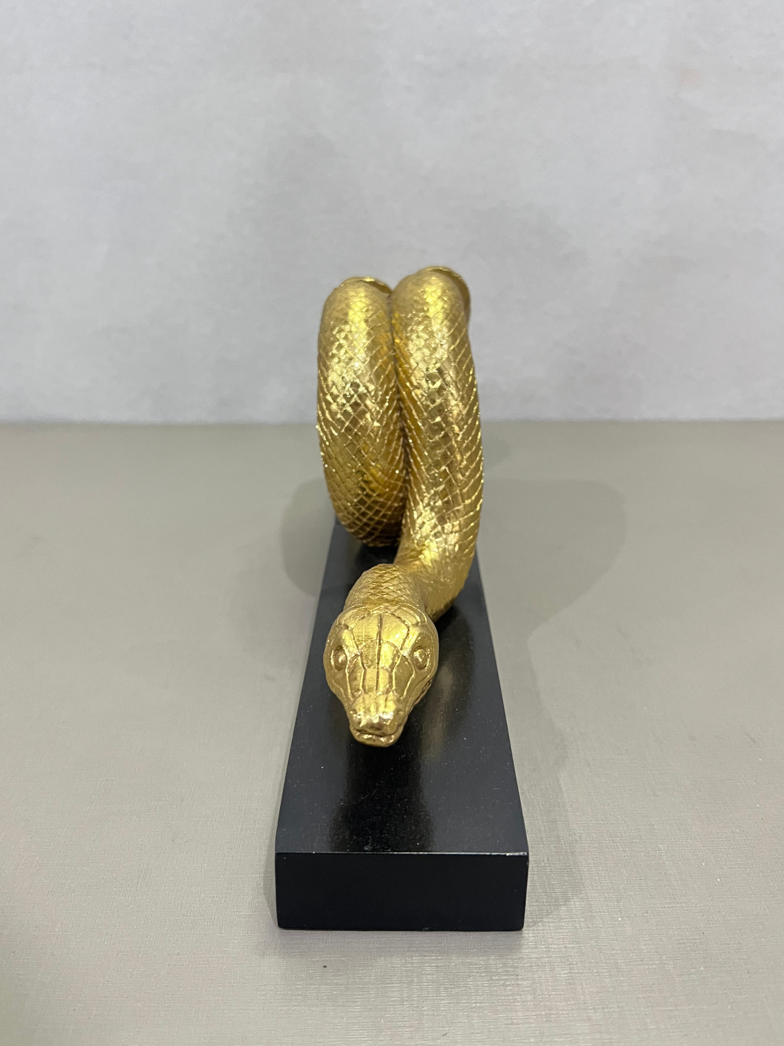 Aparador de Livro com 2 caixa de livro