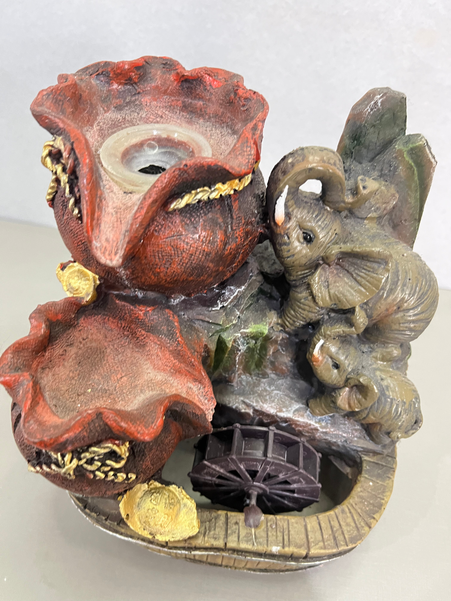 Fonte de Água Elefante Prosperidade