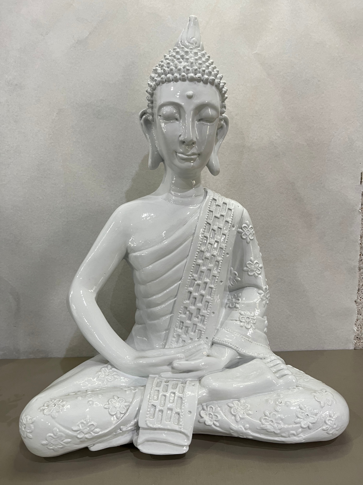 Buda em Cerâmica branco