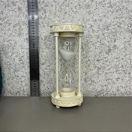 Ampulheta resina com vidro