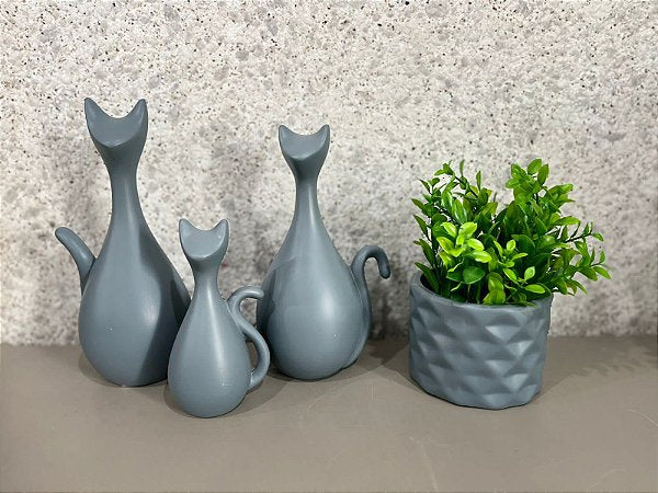 Conjunto Trio de gatos + Vaso com verdes artificiais